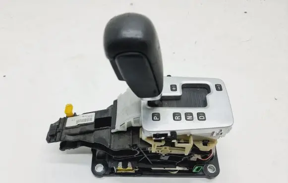 Volvo S60 Gear shifter/selector 30759121
