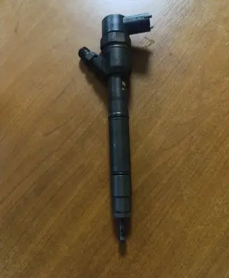 KIA Ceed Fuel injector 0445110256