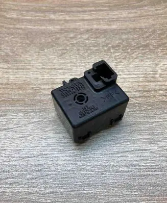 Toyota Avensis T250 Other control units/modules 8665013010 0689003570