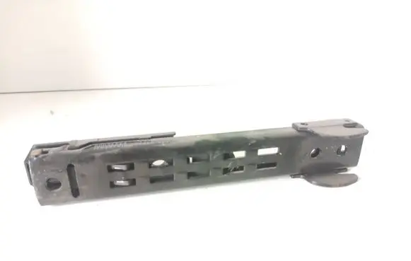 Volkswagen PASSAT B6 Seat belt adjustment motor 1t0857819