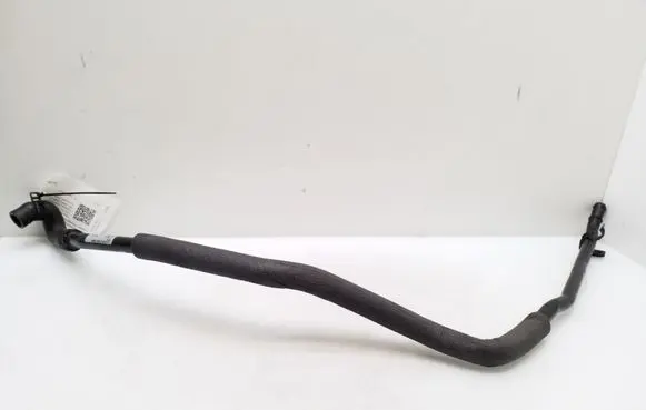 Mercedes-Benz CLS C218 X218 Engine coolant pipe/hose A2128305996 558004302