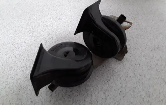 BMW 5 E60 E61 Horn signal TR99 0092018