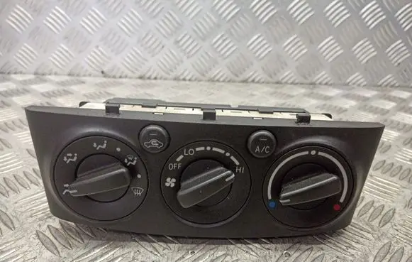 Toyota Avensis T250 Interior fan control switch 55900-05121