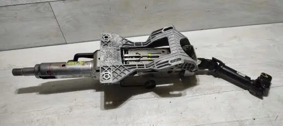 Chevrolet Cruze Steering wheel axle 13301739