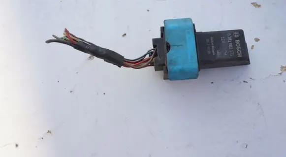 Fiat Ducato Glow plug pre-heat relay 0281003171