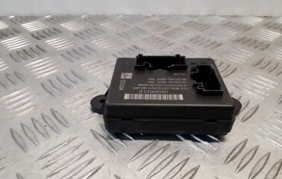 Volvo V40 Door control unit/module 31394040