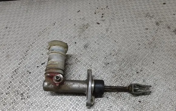 Clutch slave cylinder