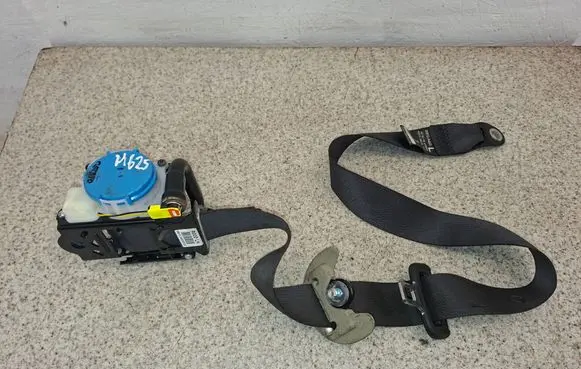 KIA Carens III Front seatbelt 88810A4000 TKKAH2HZ016