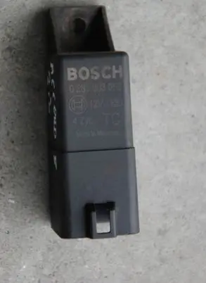 Honda Accord Glow plug pre-heat relay 0281003055