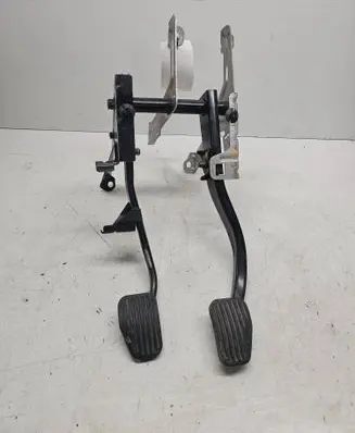 Volvo S80 Pedal assembly 3524406