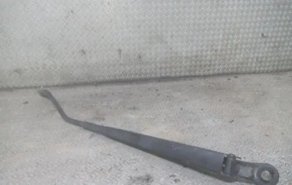 Citroen C2 Front wiper blade arm