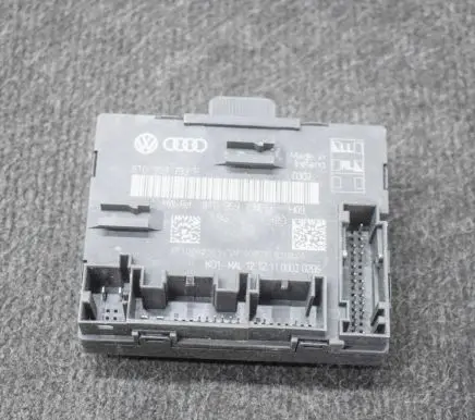 Audi A4 S4 B8 8K Door control unit/module 8T0959793F 8T0959793H
