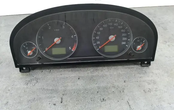 Ford Mondeo Mk III Speedometer (instrument cluster) 3S7T-10849-JE