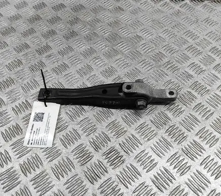 Skoda Superb B8 (3V) Engine mount bracket 5Q0199855P