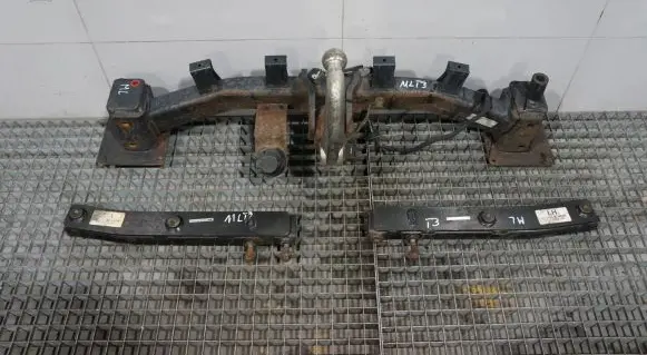 Mercedes-Benz ML W164 Tow bar A1643100118