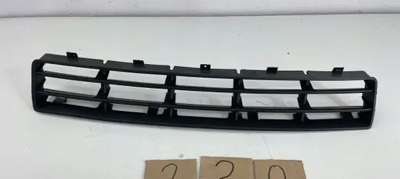 Volkswagen Golf IV Front bumper lower grill 1j0853677