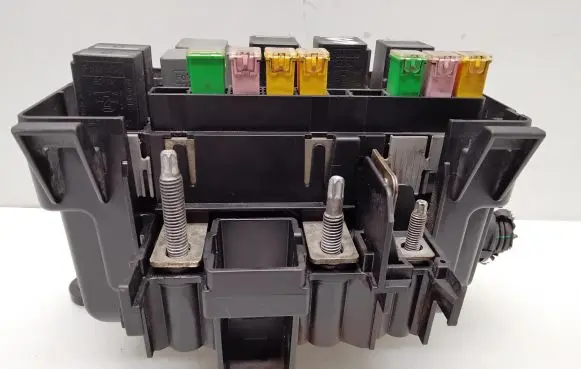 Ford Transit Fuse box set 6C1T14A067AB K067R