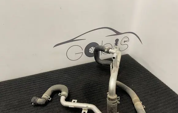Hyundai Kona I Engine coolant pipe/hose 198200933