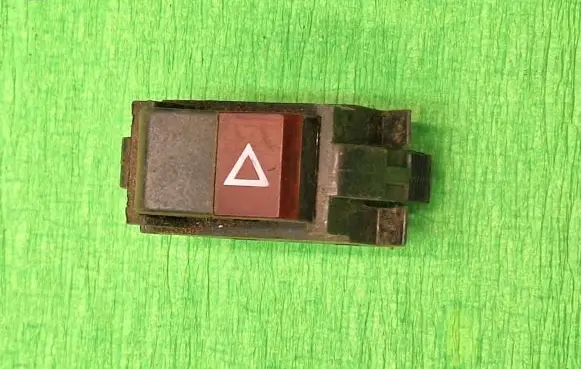 Volkswagen Transporter - Caravelle T2 Hazard light switch 171953235
