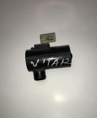 Suzuki Grand Vitara II Windscreen/windshield washer pump