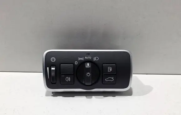 Volvo V60 Light switch 30739448