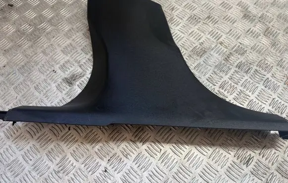 Volvo XC60 (B) pillar trim (bottom) 31425697