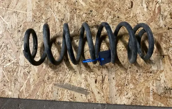 Peugeot 307 Rear coil spring 