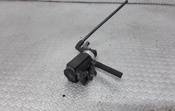 Audi A2 Turbo solenoid valve 1H0906627