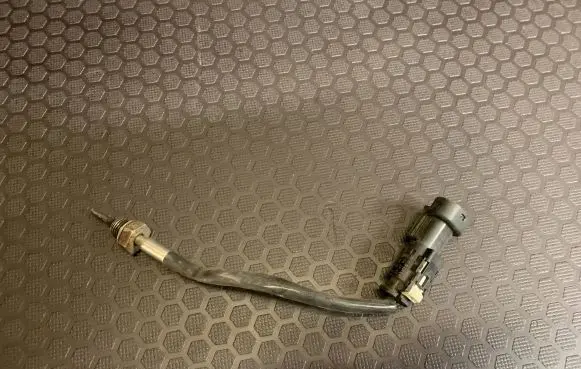 BMW 5 F10 F11 Exhaust gas temperature sensor 7804177 9941420 794202