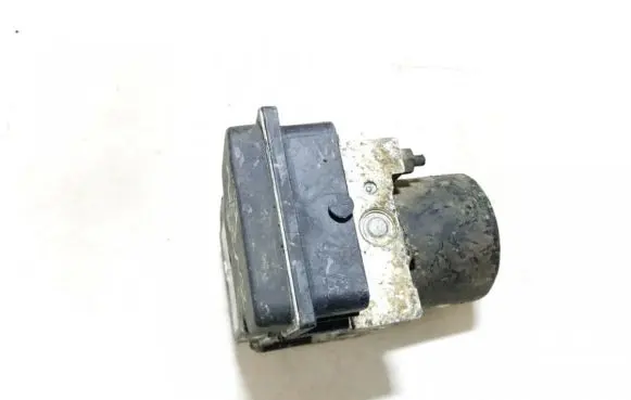 Volkswagen Polo ABS Pump 0265231712 6q0614117
