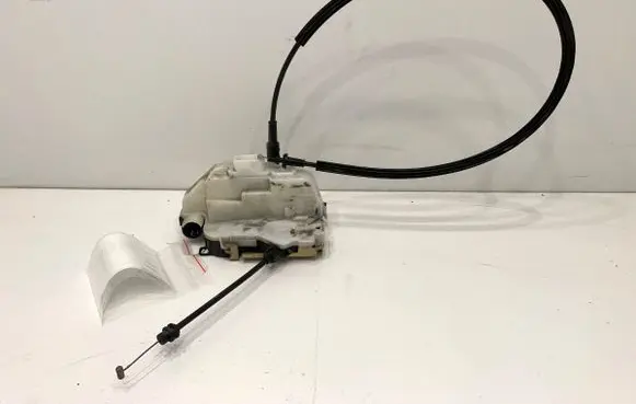 Citroen C3 Pluriel Front door lock 46978880