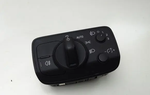 Audi Q2 - Light switch 8V0941531AM