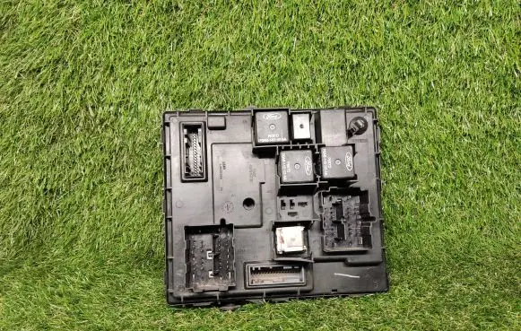 Ford Escape Power management control unit 5L8T14B476FD