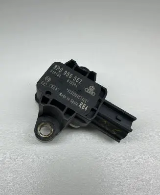 Audi A3 S3 8P Airbag deployment crash/impact sensor 8P0955557 010904 010108