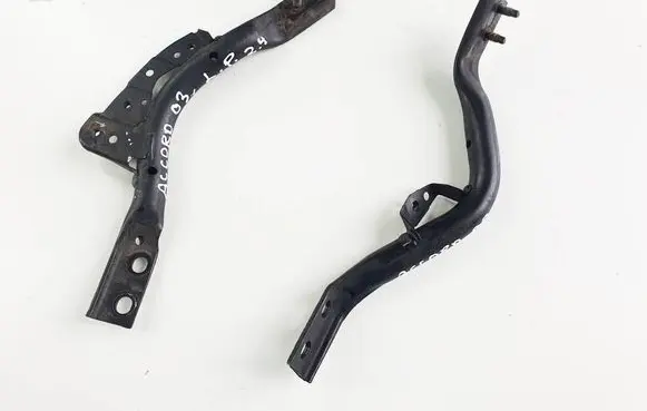 Honda Accord Front strut bar 
