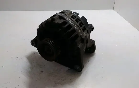 Audi A4 S4 B5 8D Generator/alternator 06B903016D