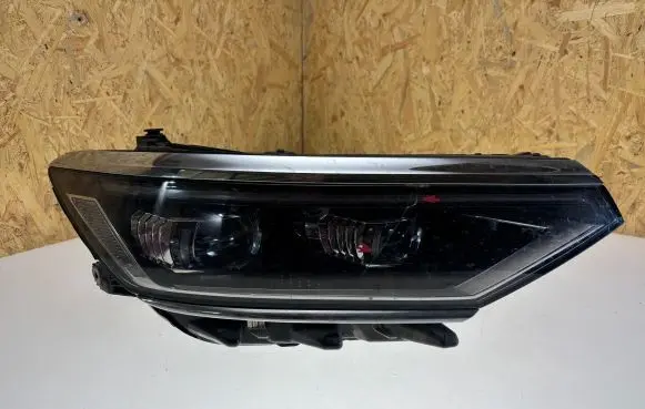 Volkswagen PASSAT B8 Headlight/headlamp 3G1941114J C07384