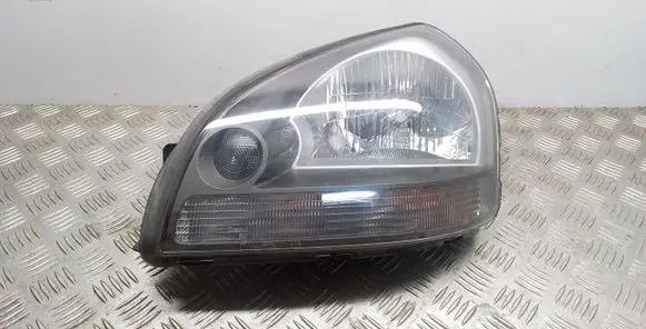 Hyundai Tucson JM Headlight/headlamp 921012EXXX