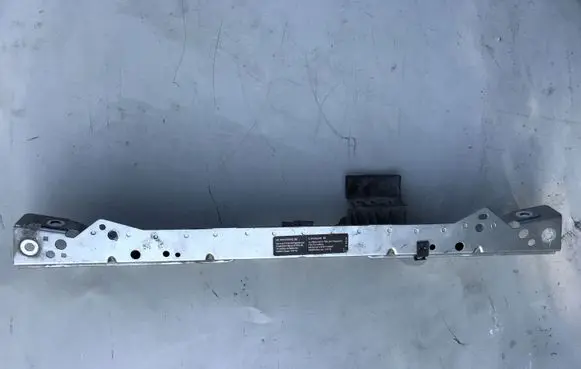 Opel Astra J Top upper radiator support slam panel 13308349 13502577