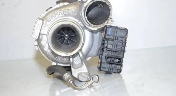 BMW 5 F10 F11 Turbo 7823270 11657823270