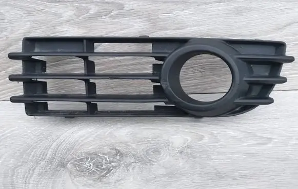 Mitsubishi Colt Front fog light trim/grill