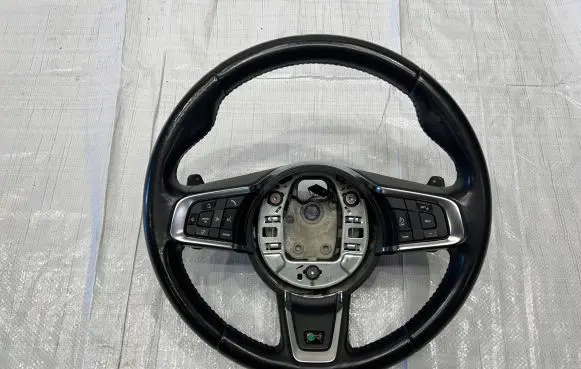 Jaguar E-Pace Steering wheel