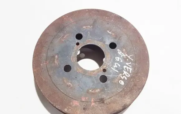 Toyota Yaris Drum brake (rear) 