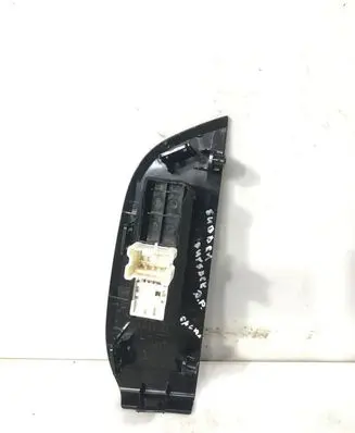 Subaru Outback (BS) Electric window control switch 94263AL05A