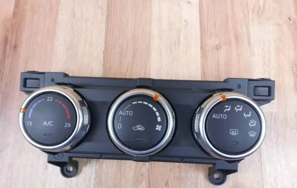 Mazda 2 Climate control unit DA6C61190B