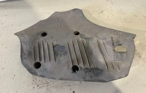BMW 1 F20 F21 Rear underbody cover/under tray 6796138 19183210