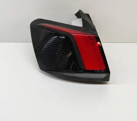 Peugeot 3008 II Rear/tail lights 9810477180