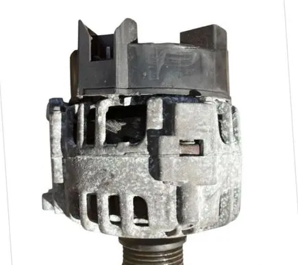 Volkswagen Golf IV Generator/alternator 0124215007