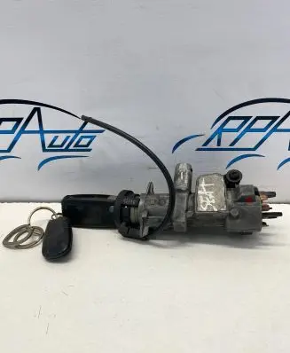 Seat Alhambra (Mk1) Ignition lock 4B0905851B
