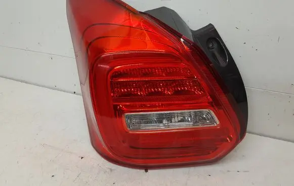 Suzuki Swift III Rear/tail lights 22059363